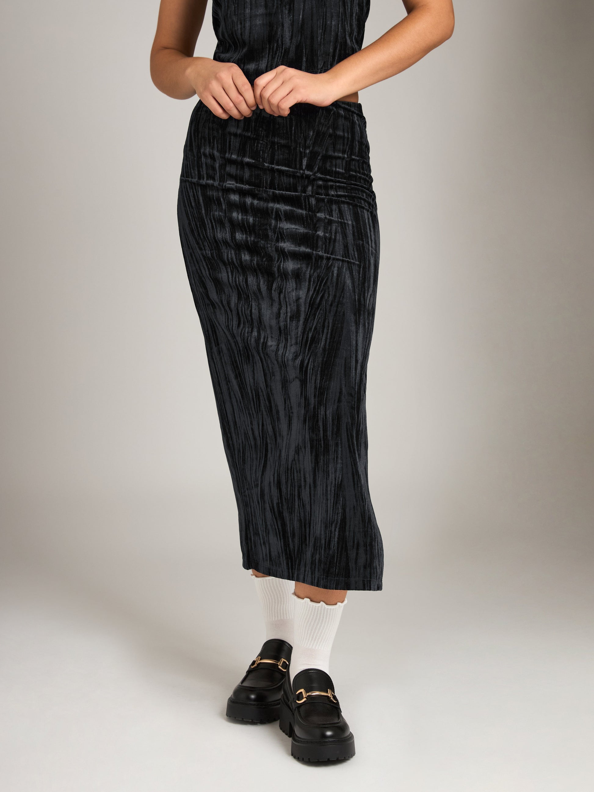 Monk & Lou Bottoms Black / 2XS Pleated Velvet October Maxi Skirt