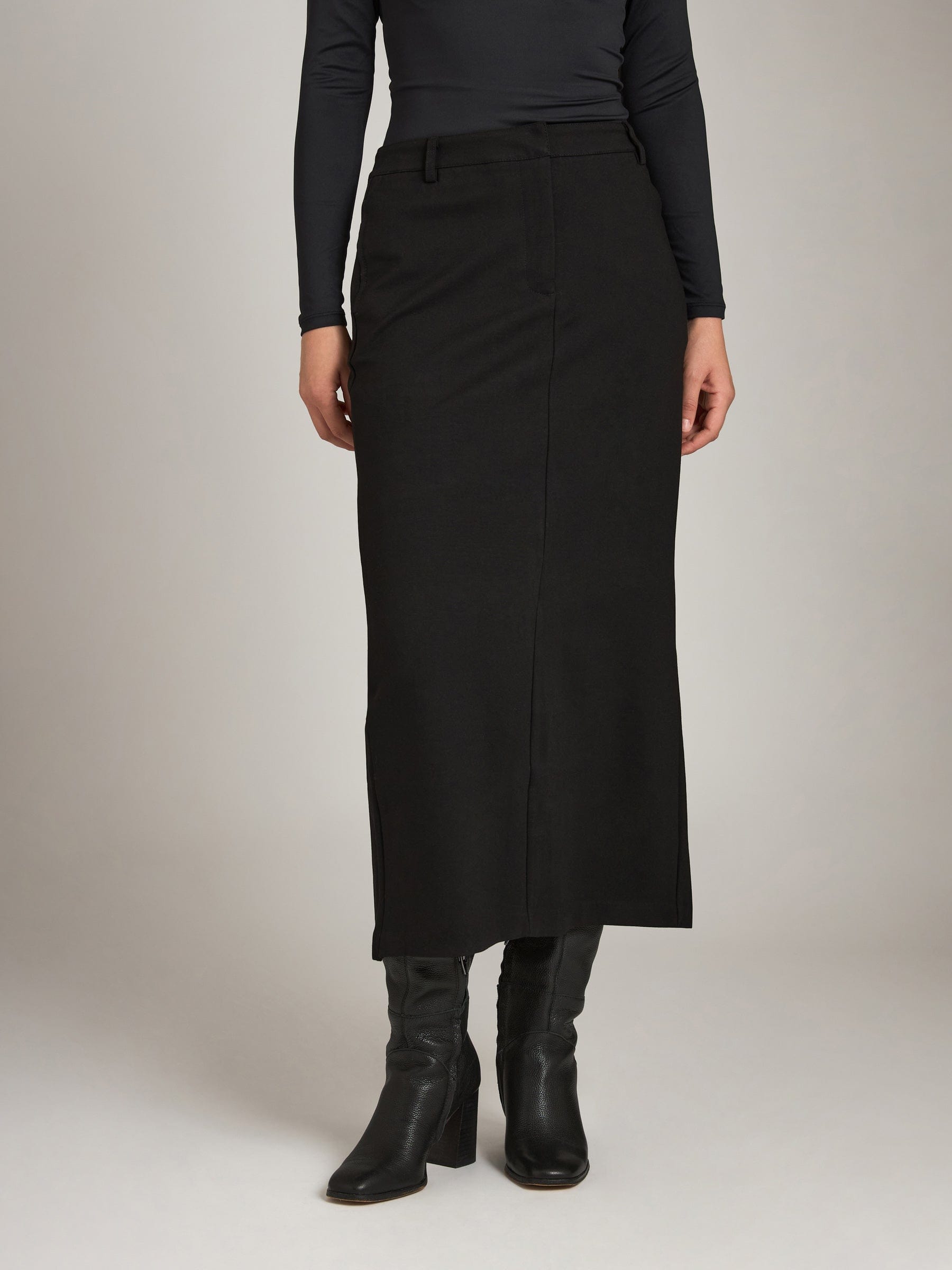 LOVEFINN bottoms Black / XS Lowi Long Ponte Skirt