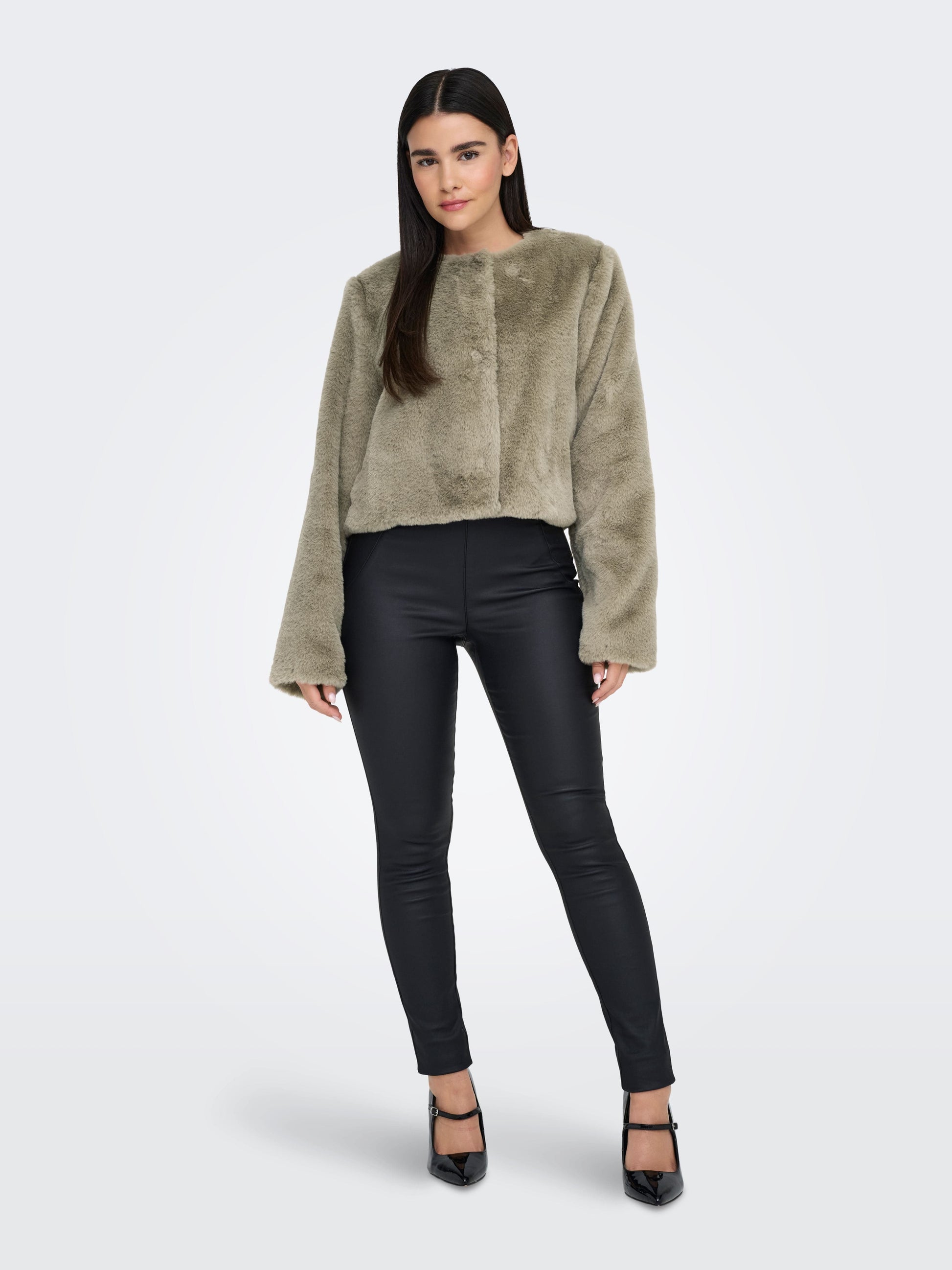 Only OUTERWEAR Vida Faux Fur Short Jacket