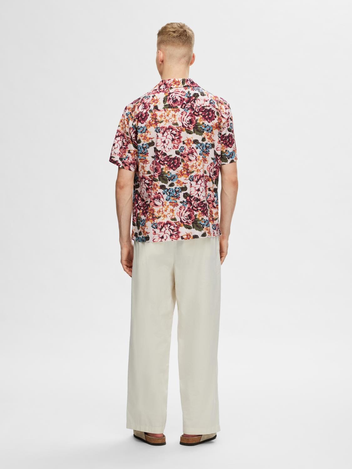 m tops - Selected - Relaxed Floral Shirt AOP - PLENTY