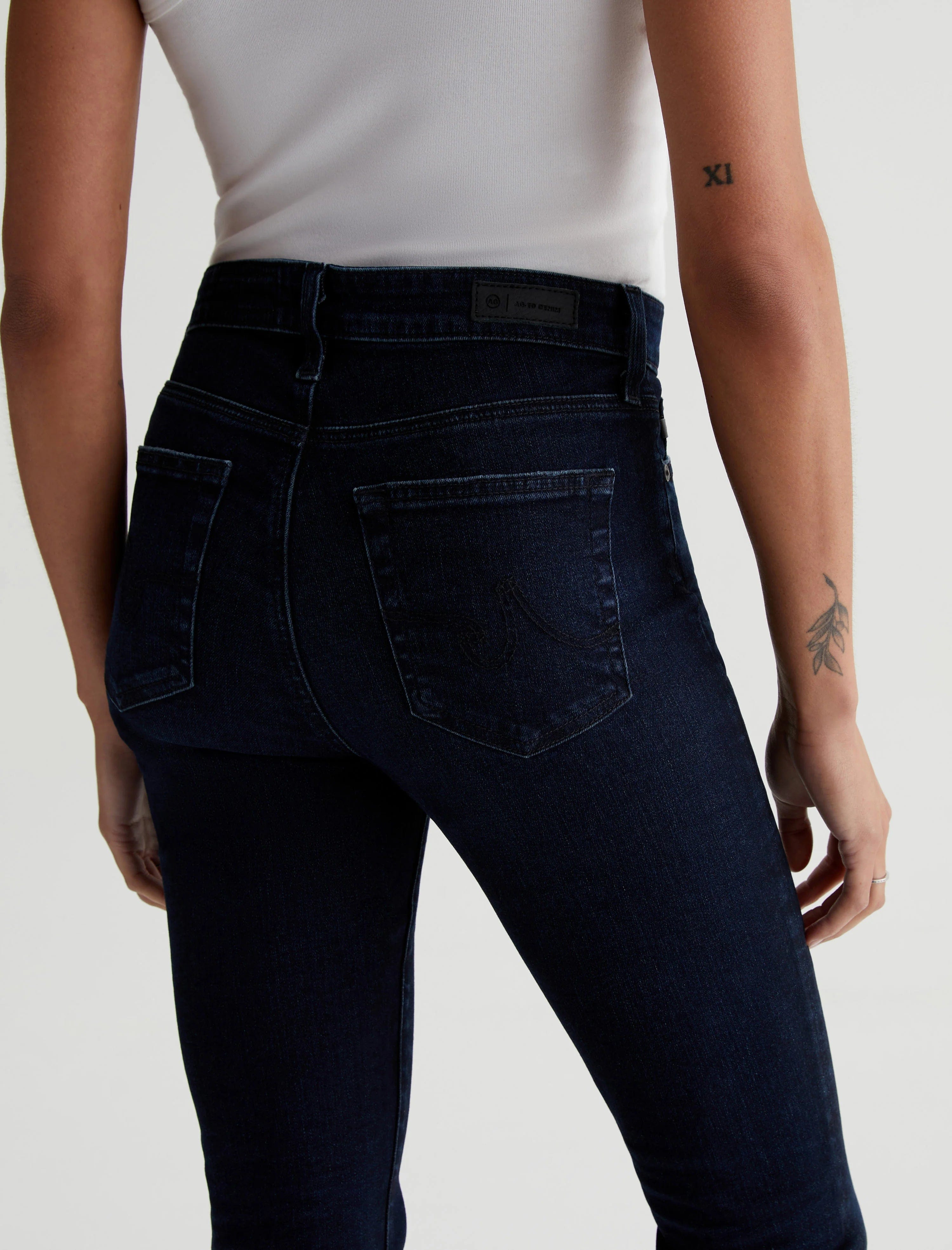 Mari High Rise Slim Straight