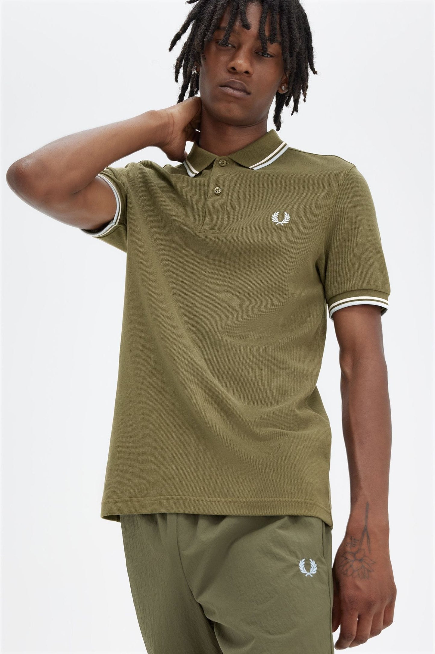 m tops - FRED PERRY - Twin Tipped Shirt - PLENTY