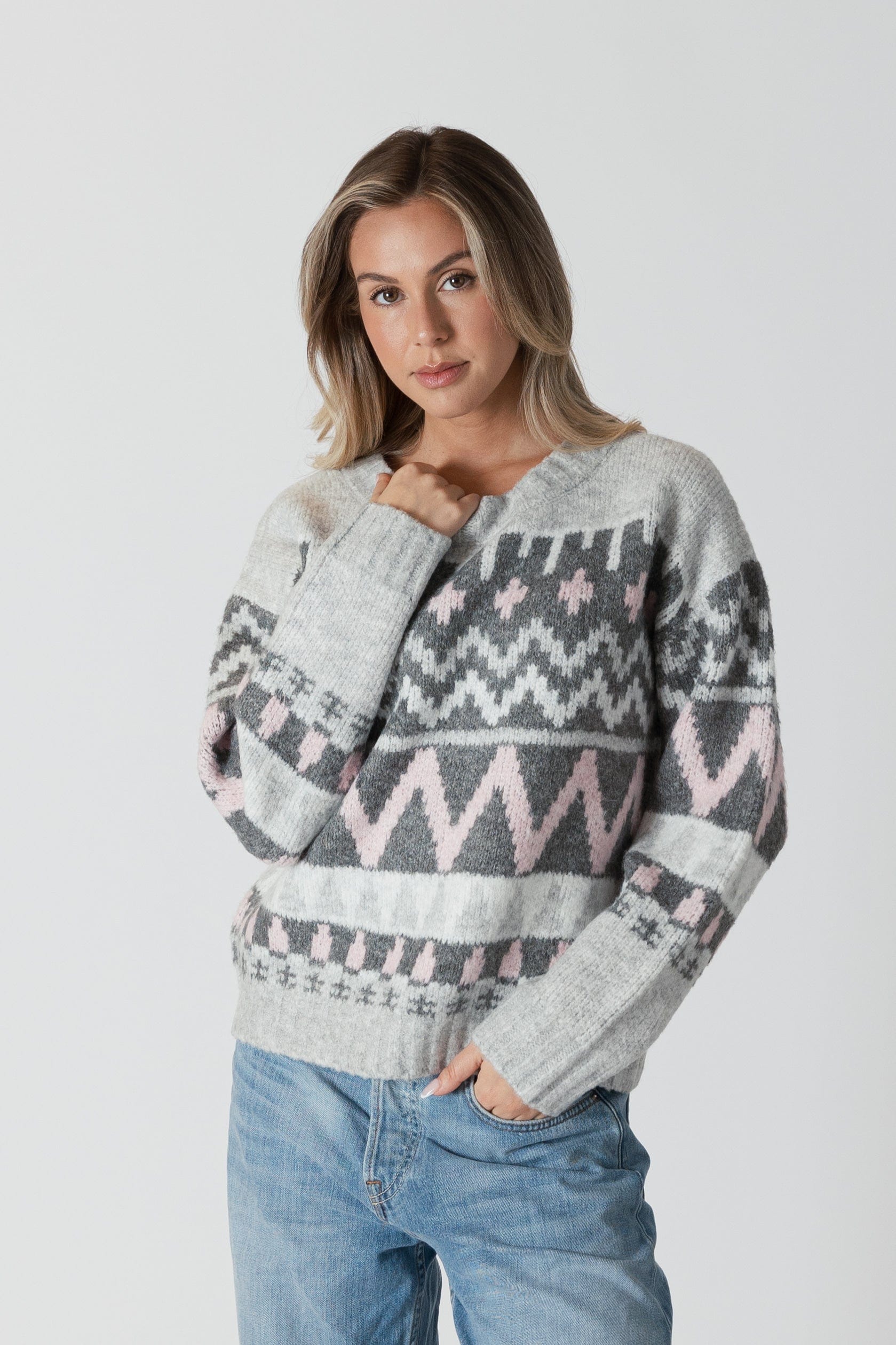 LYLA + LUXE Sweater Landen Fairisle Pullover