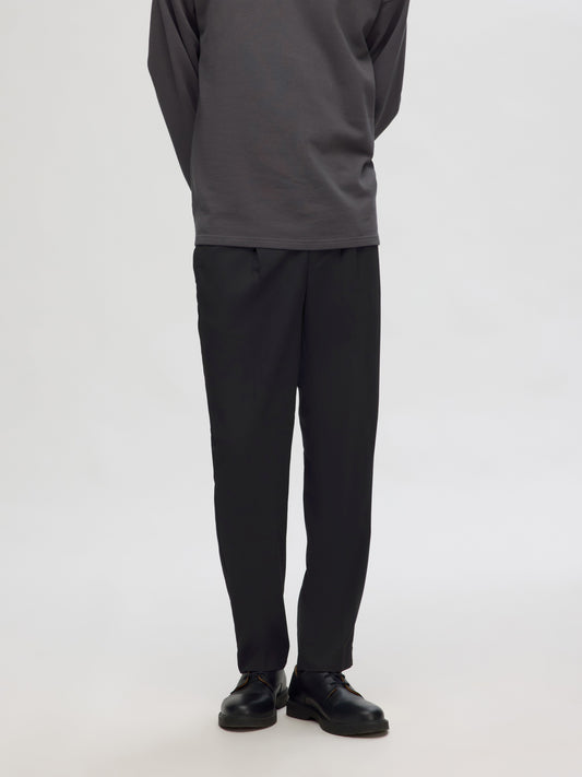 M BOTTOMS - Selected - Tapered Leroy Pleat Pant - PLENTY