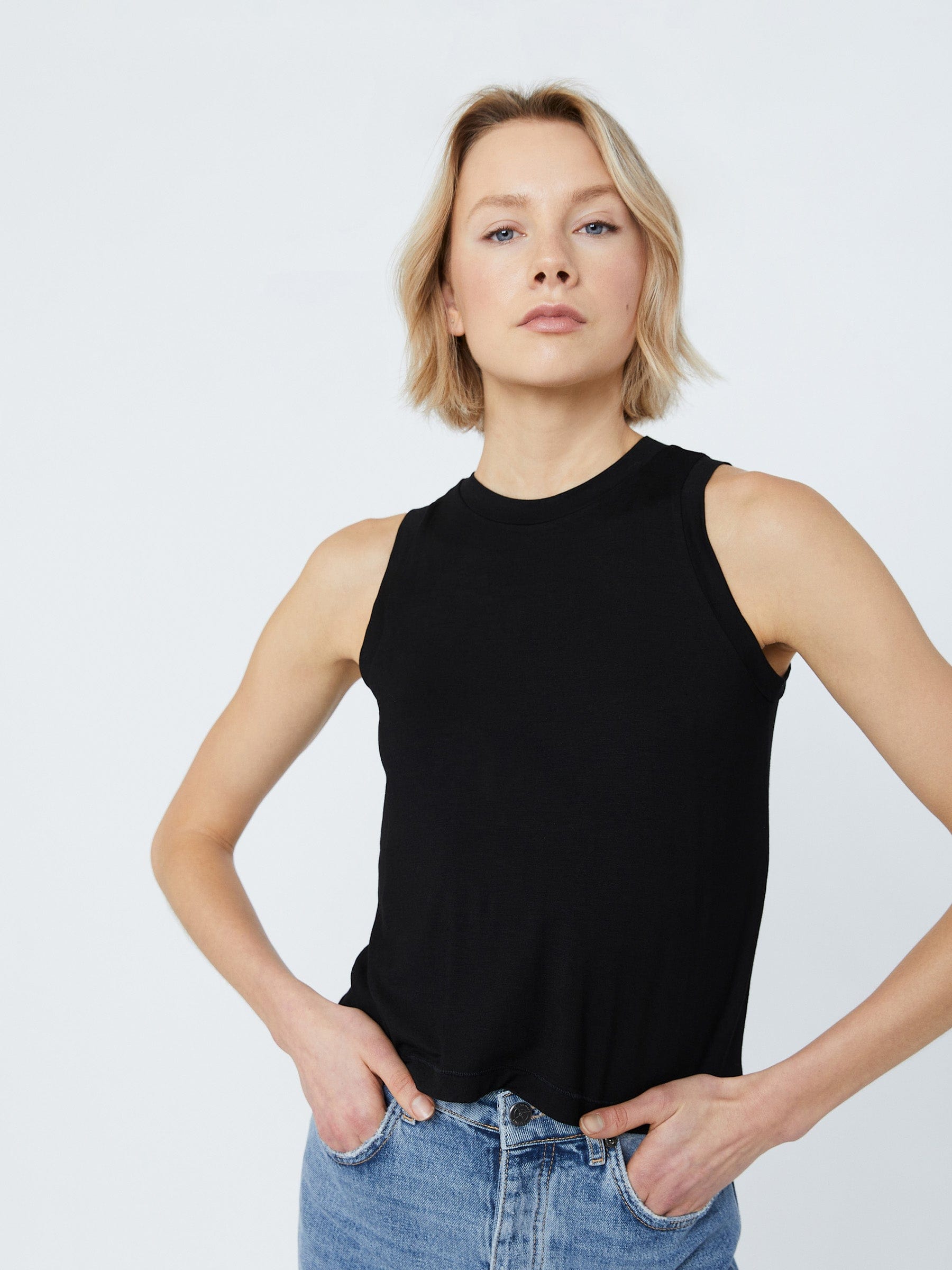 Modal Estella Shell Tank