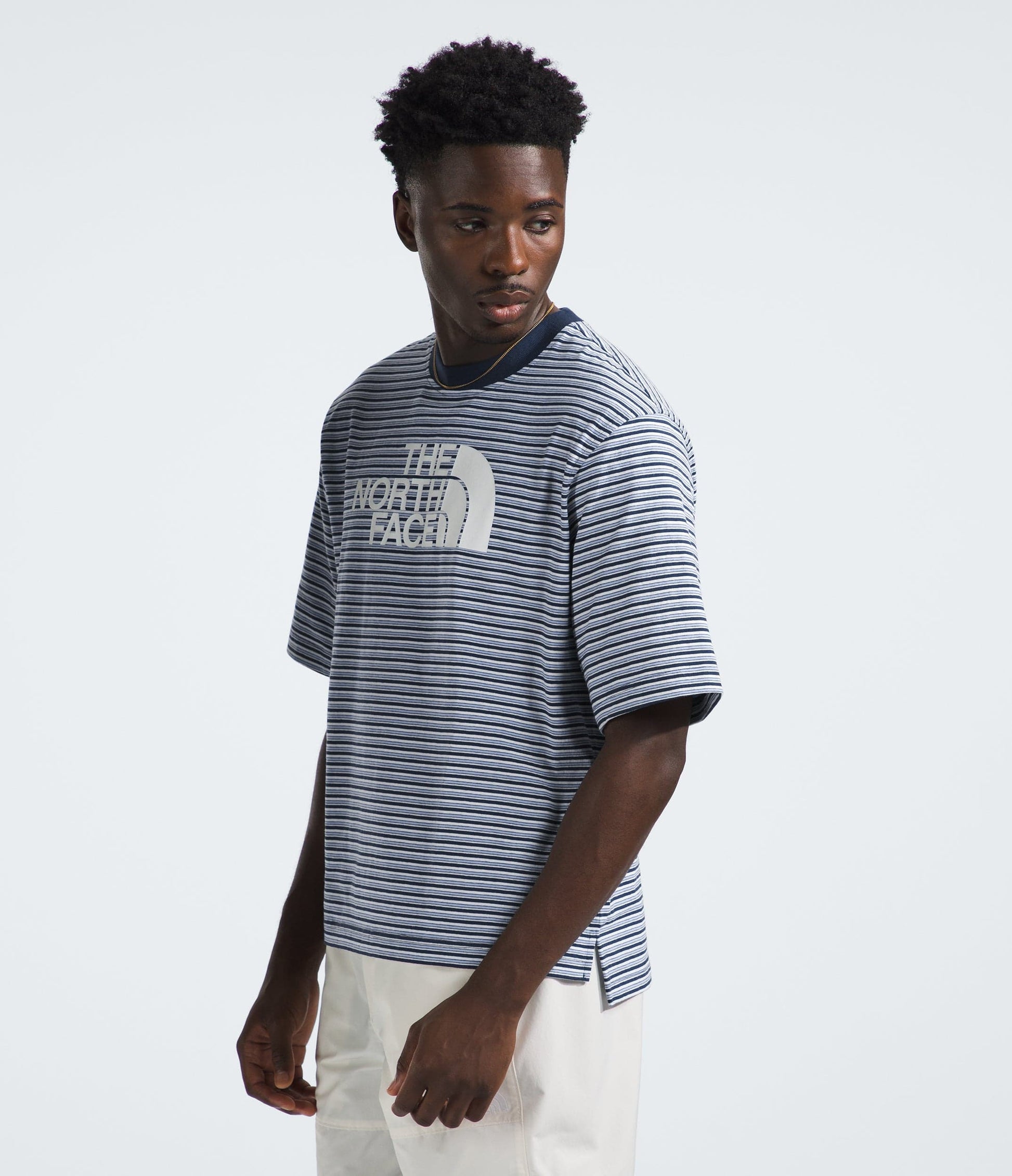 m tops - THE NORTH FACE - Easy Short Sleeve Tee - PLENTY