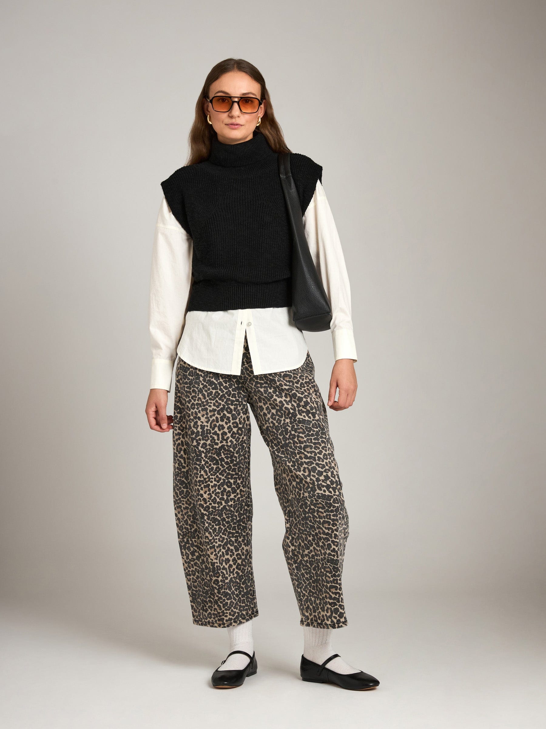 LOVEFINN BOTTOMS Printed Barrel Pant