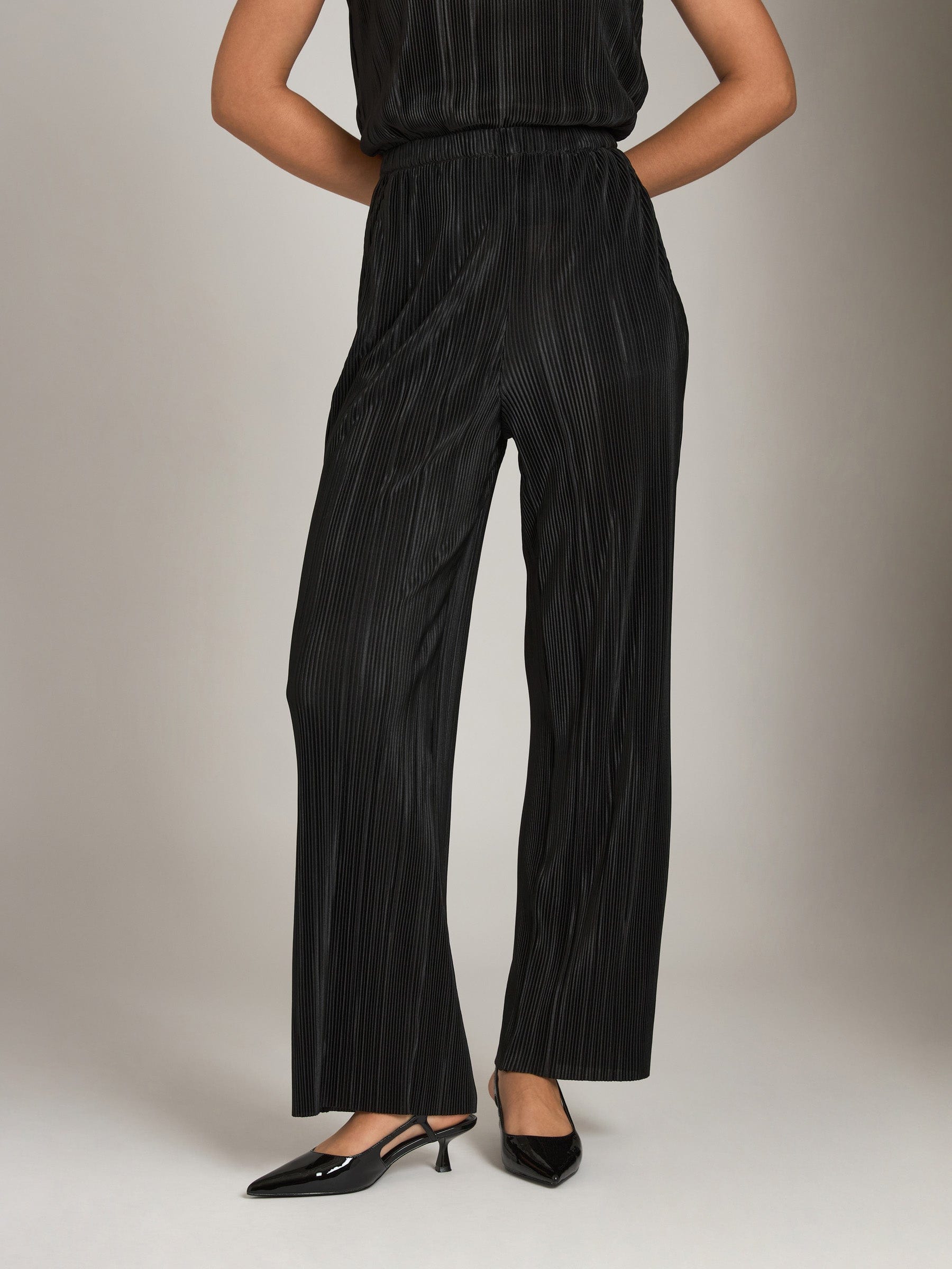 Monk & Lou BOTTOMS Black / 2XS Pleated Dani Wide Trouser