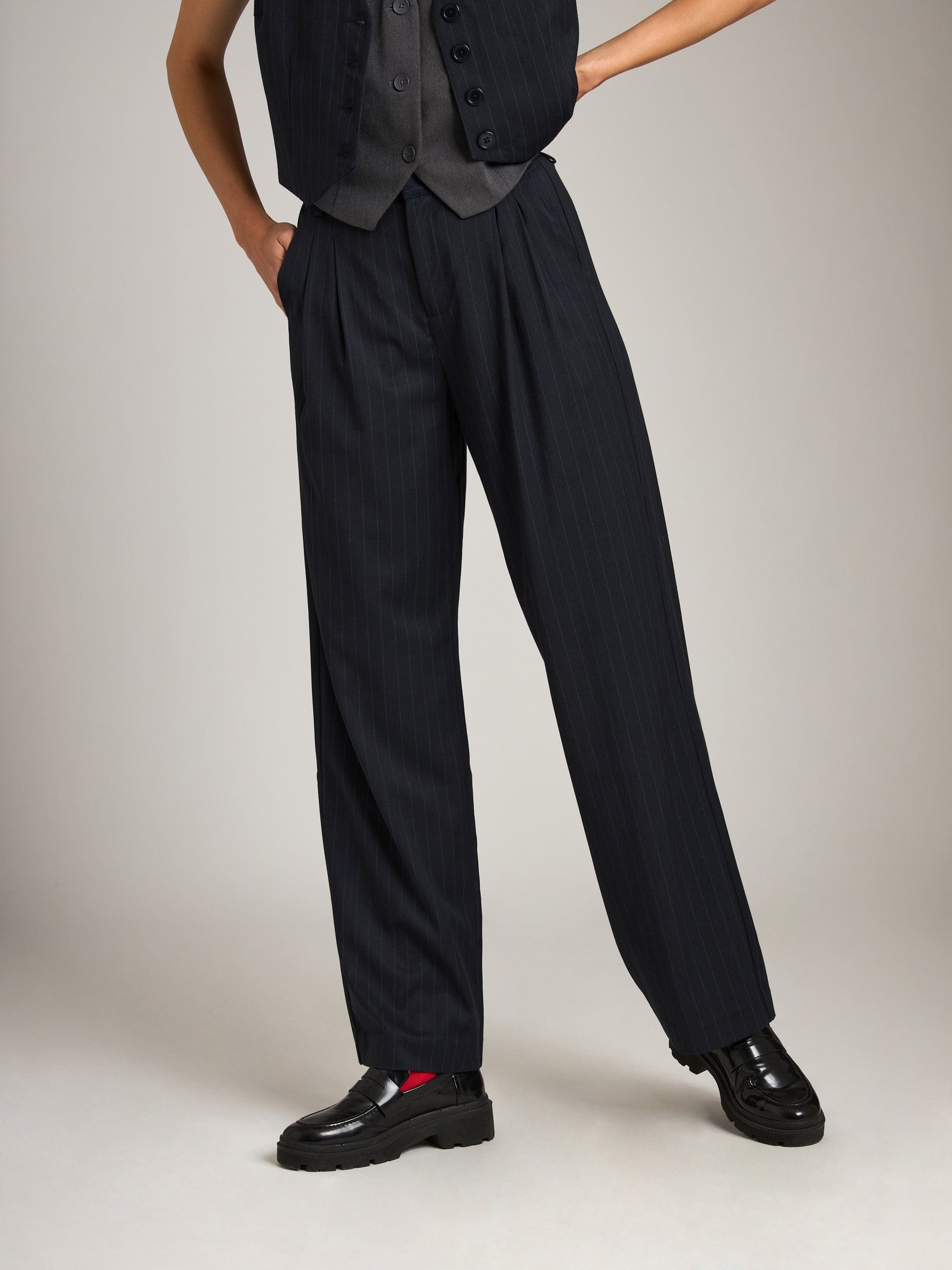 Monk & Lou BOTTOMS Ink / 00 Pinstripe Jullian Pleated Wide Trouser