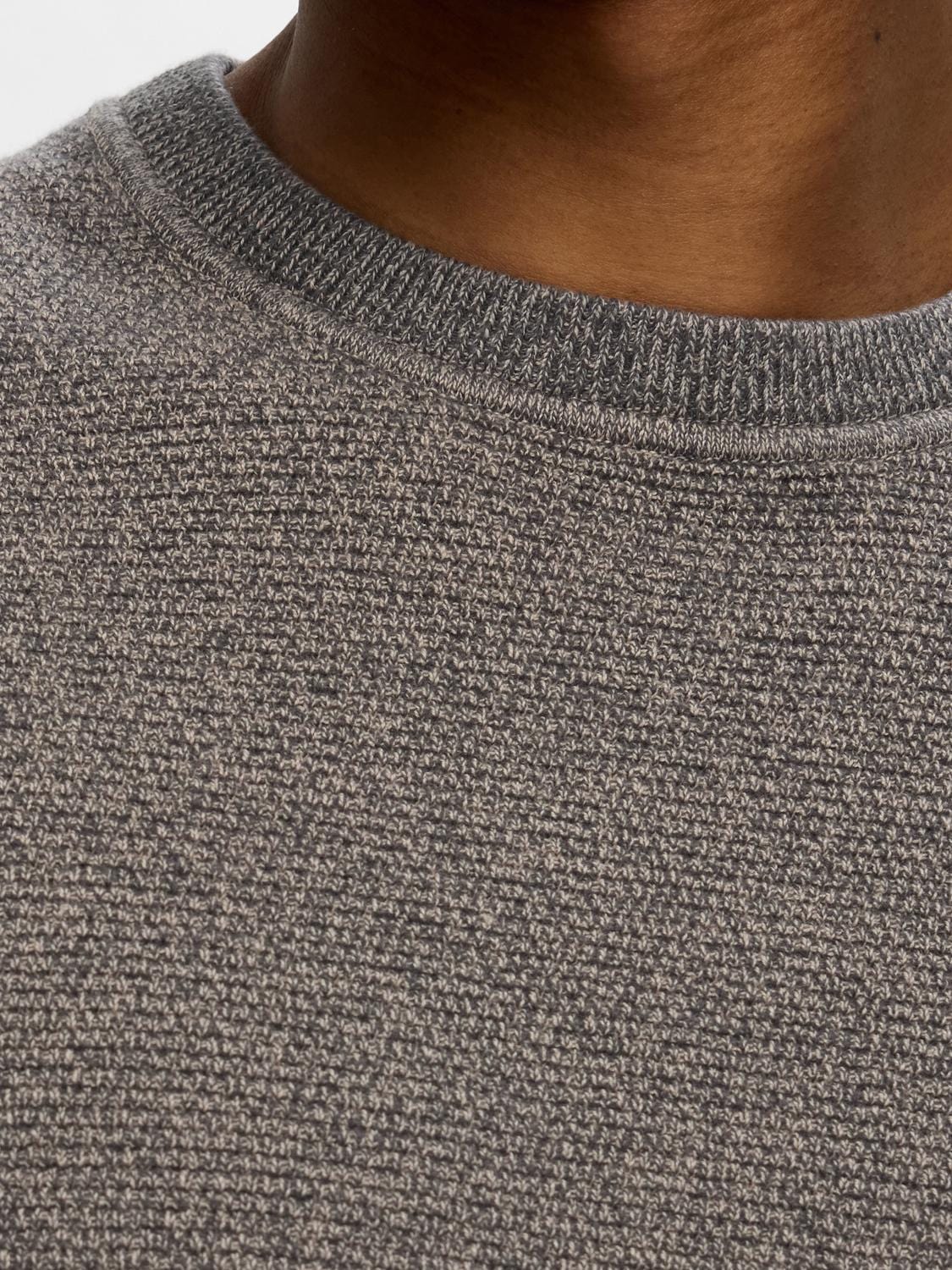 M SWEATERS - Selected - Ross Structure Organic Crew Neck - PLENTY