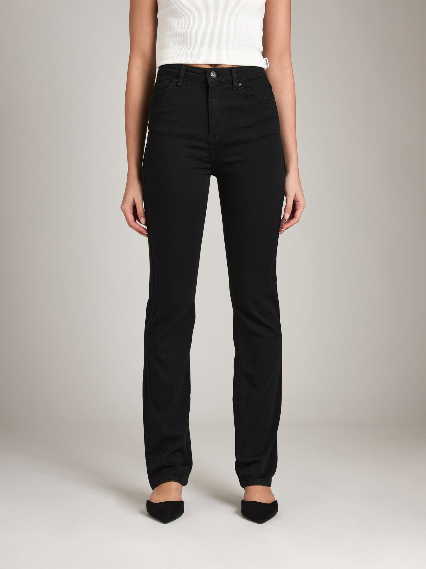 Denim - Tailor Made - Premium Newport Highrise Straight Leg - Black - PLENTY