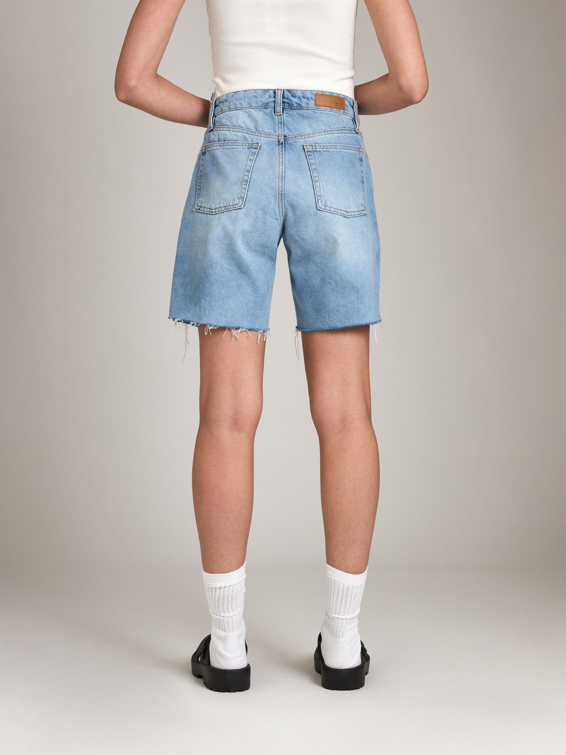 Tailor Made Denim Premium Oslo 90's Short - Light Blue