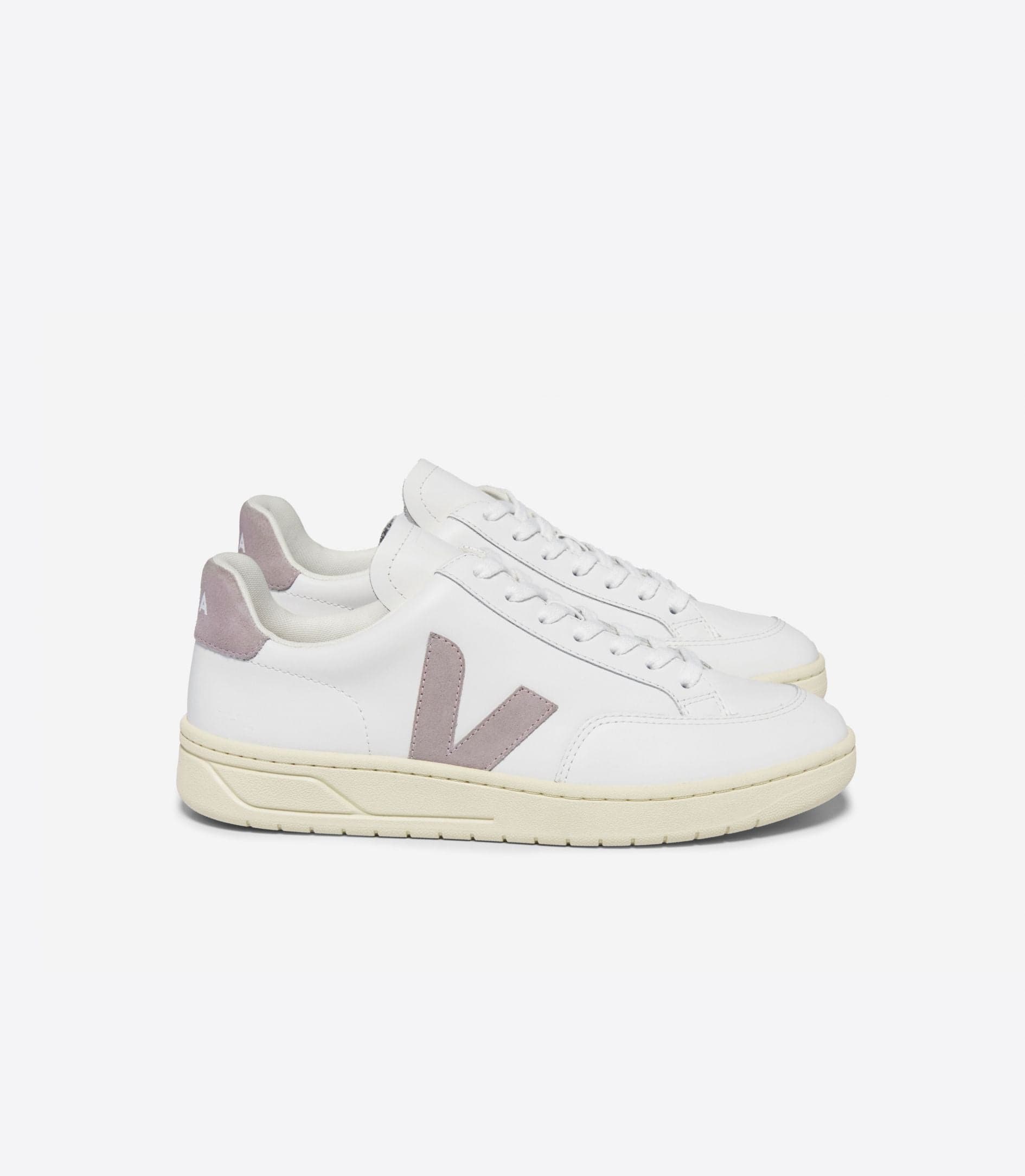 SHOES - VEJA - V12 Leather Sneaker - PLENTY