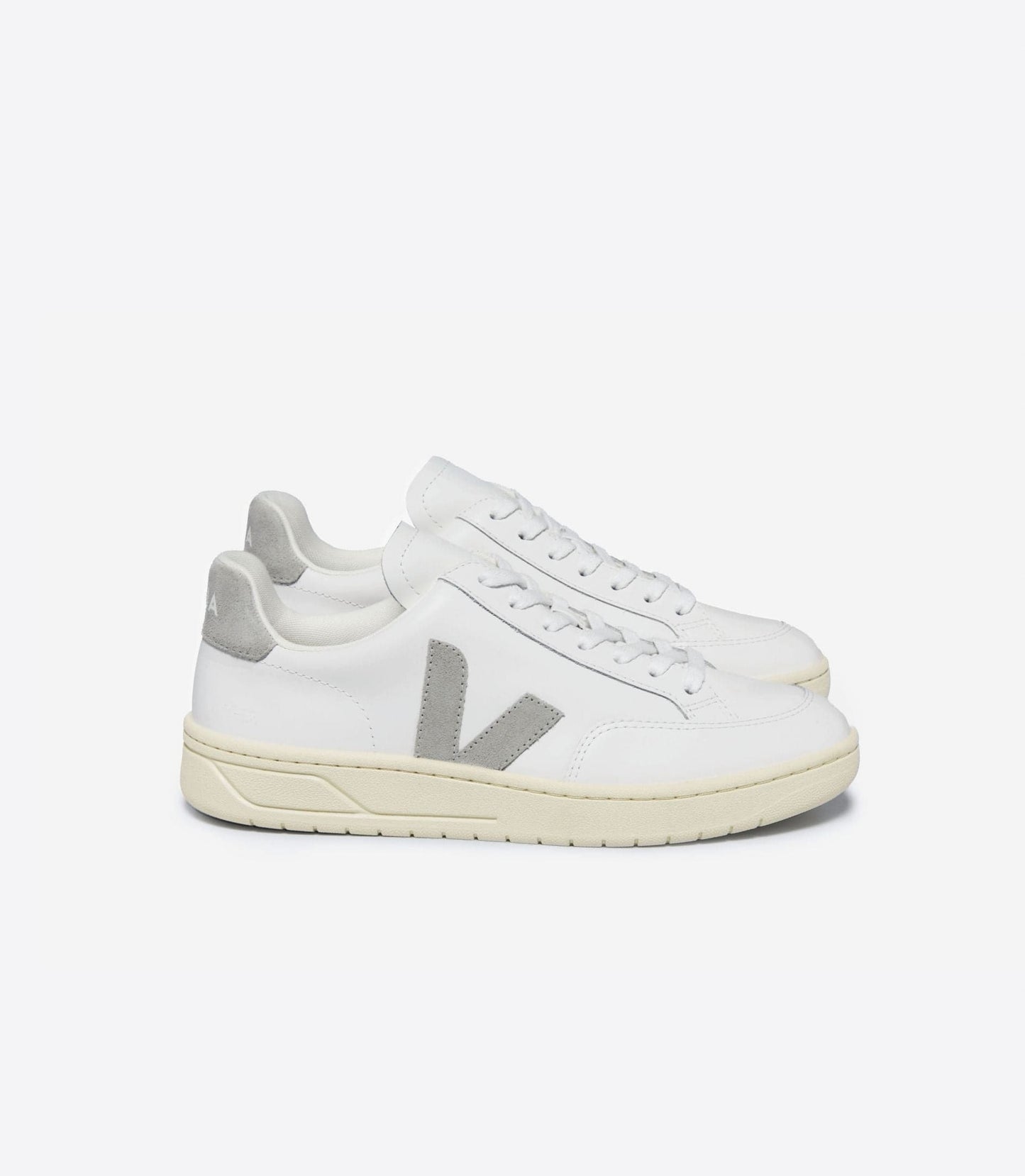 SHOES - VEJA - V12 Leather Sneaker - PLENTY