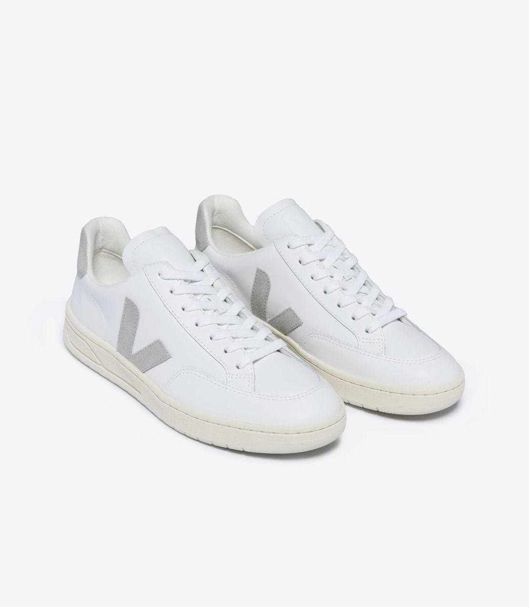 SHOES - VEJA - V12 Leather Sneaker - PLENTY